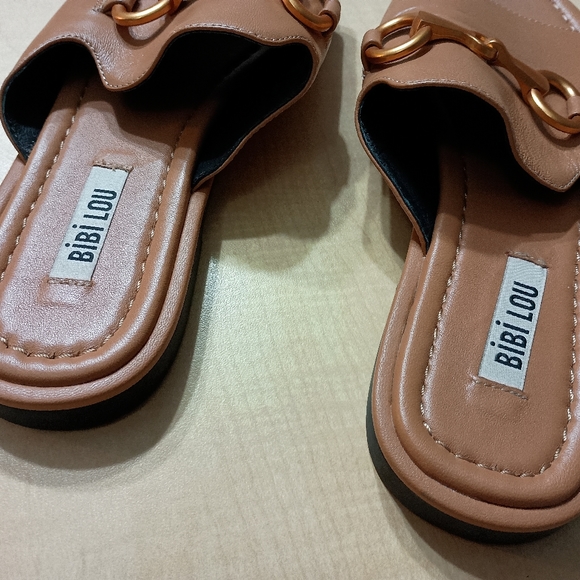 Anthropologie Bibi Lou Leather Hana Slides in Camel Size 7 - Picture 7 of 10